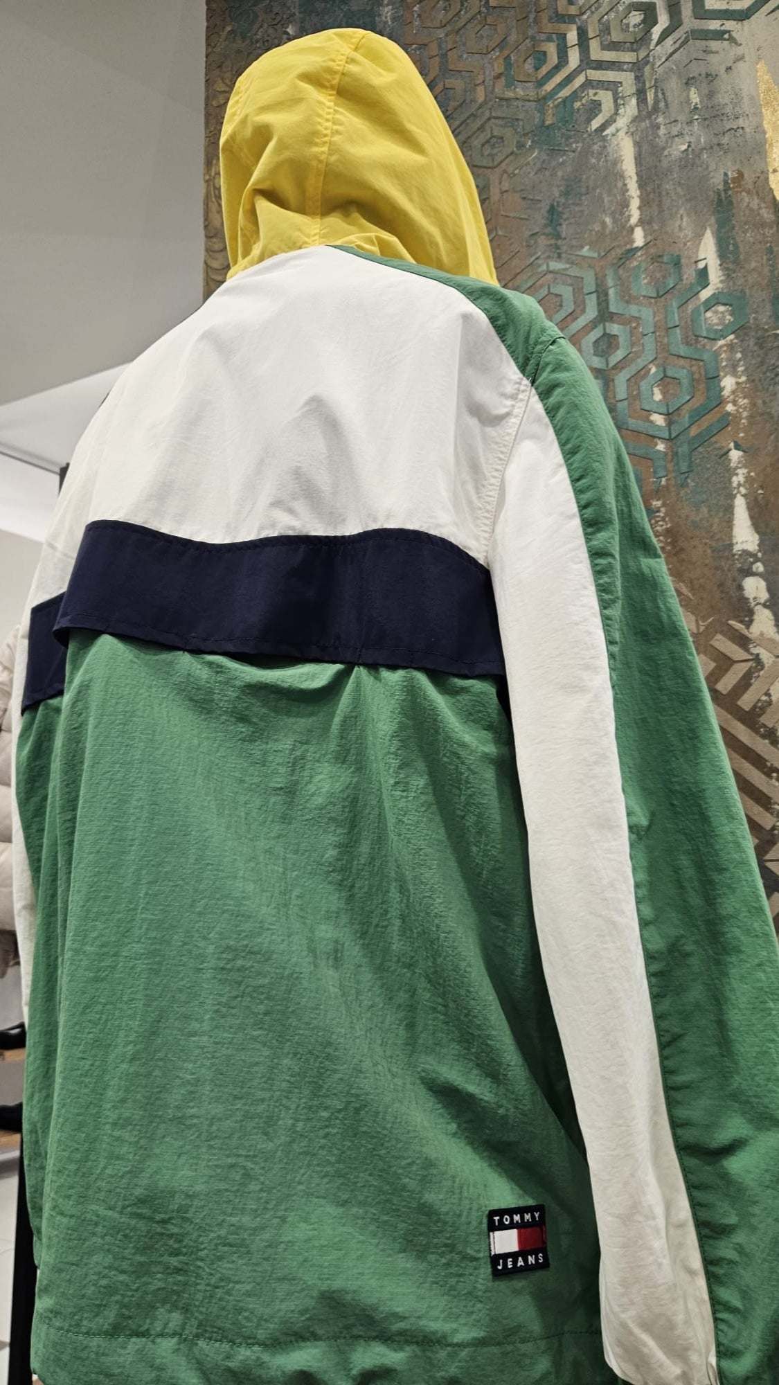 TOMMY JEANS Chicago Popover Men's Windbreaker