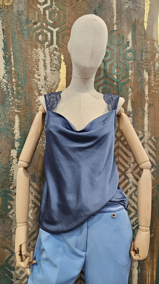 Top Leila Guess Donna
